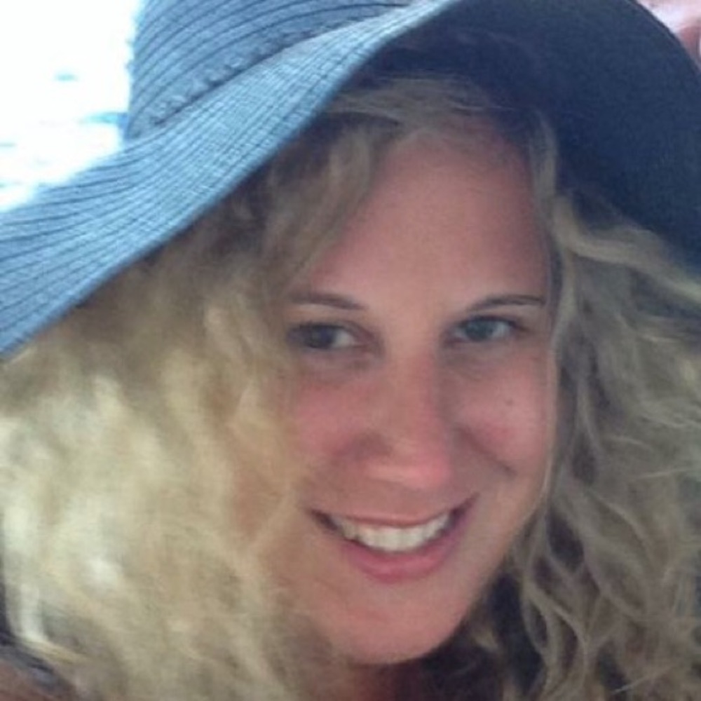 Meet your Posher, Teresa